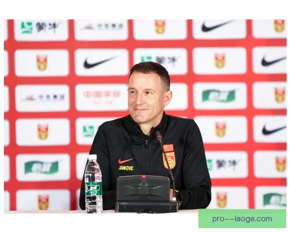 扬科维奇离任国足引发深层次管理与战术反思